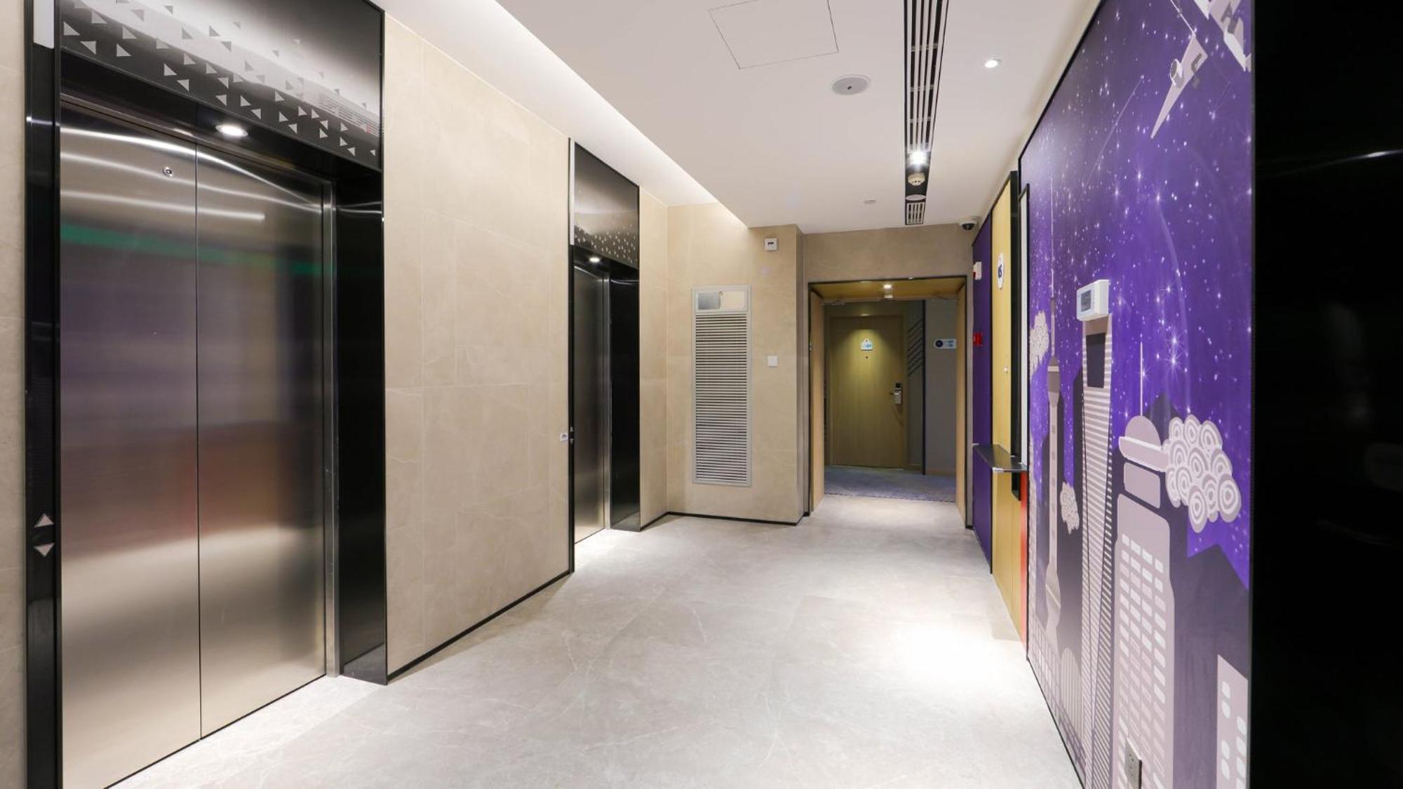 Holiday Inn Express Shanghai Pudong Airport By Ihg Exteriér fotografie