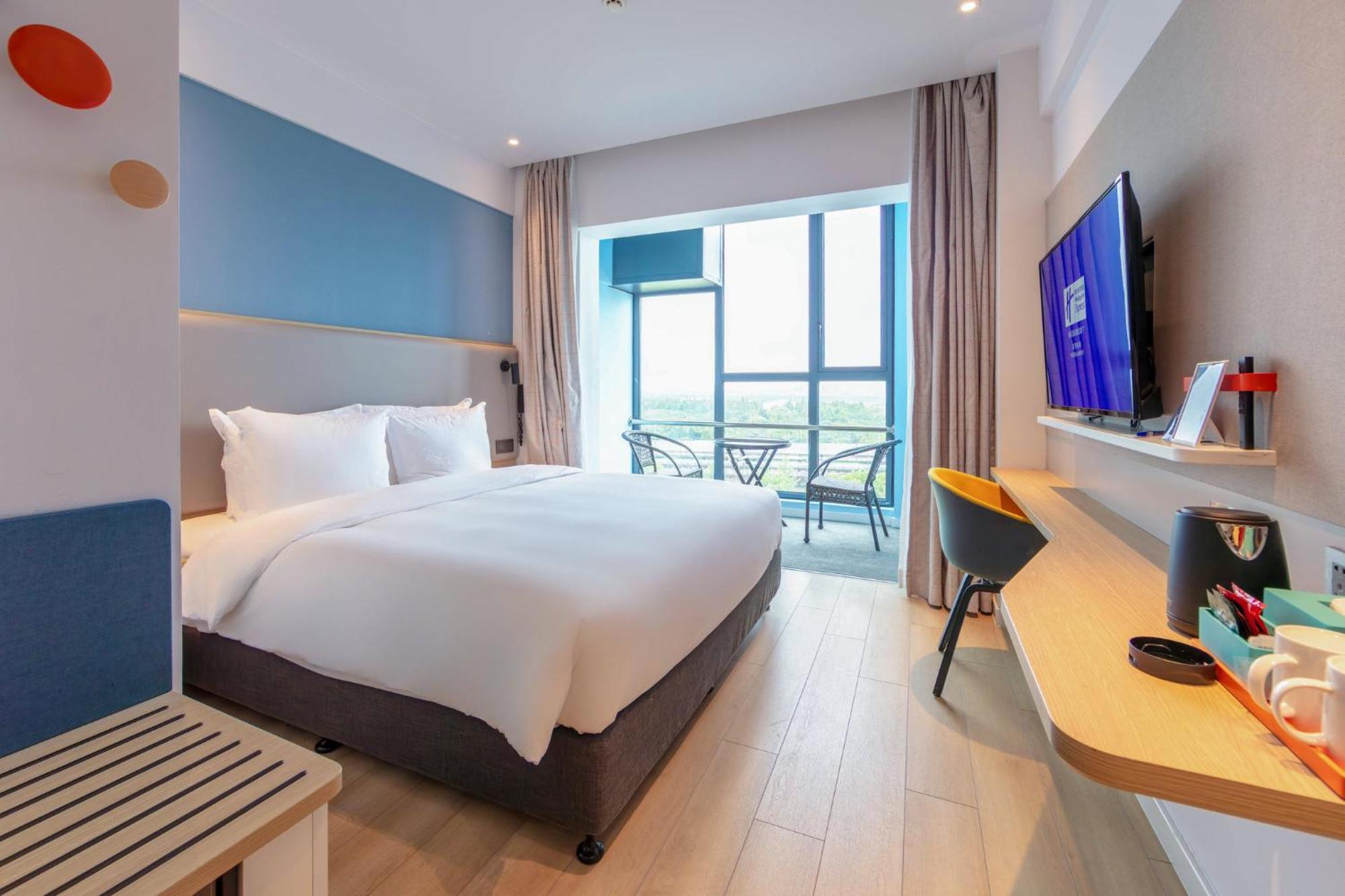 Holiday Inn Express Shanghai Pudong Airport By Ihg Exteriér fotografie